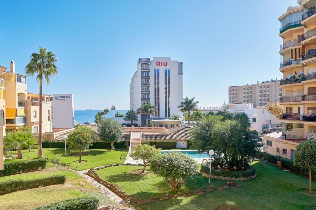 Erisa I Apartament La Carihuela 100 Mts Beach Torremolinos Eksteriør billede