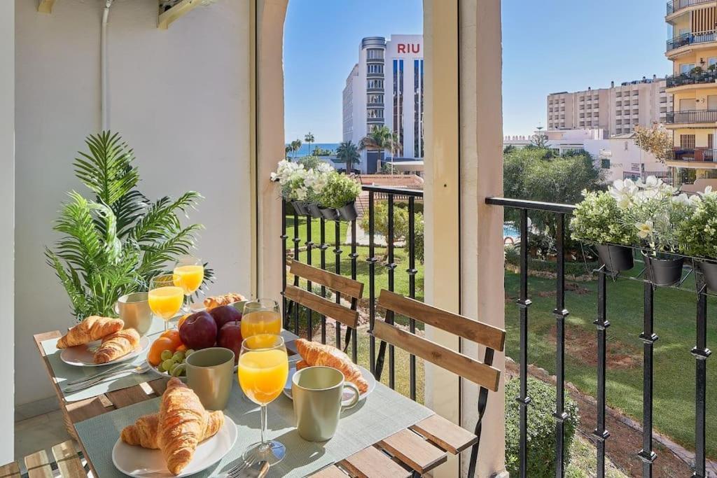 Erisa I Apartament La Carihuela 100 Mts Beach Torremolinos Eksteriør billede