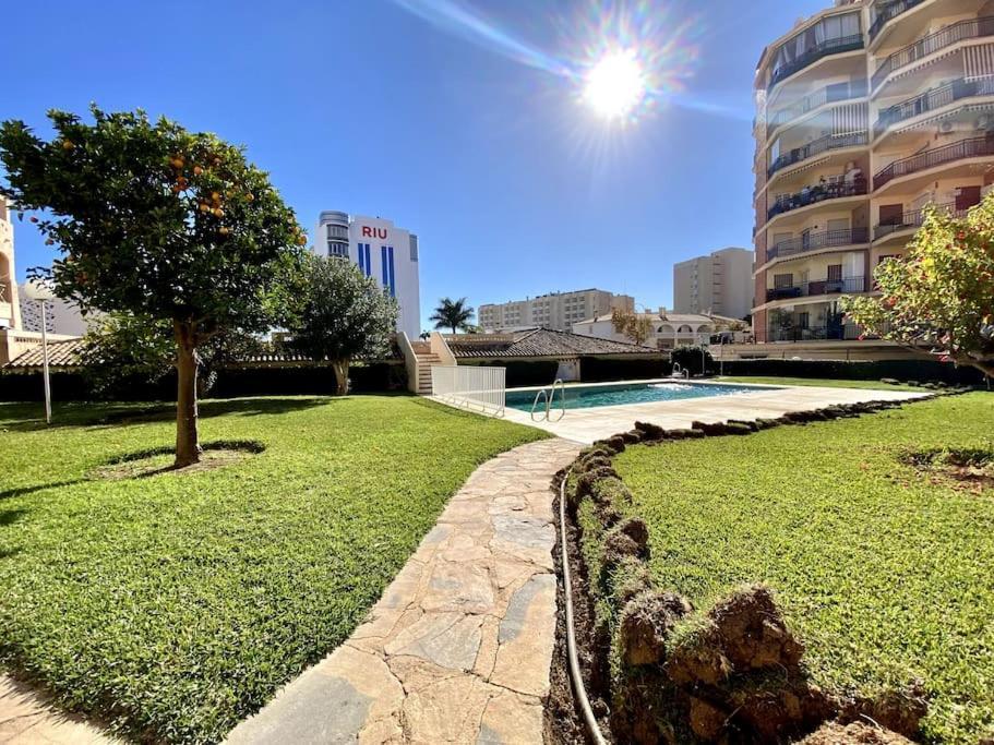Erisa I Apartament La Carihuela 100 Mts Beach Torremolinos Eksteriør billede